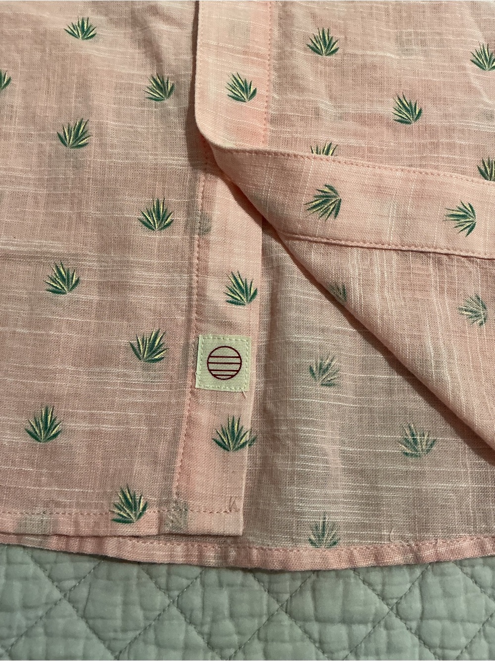 Marine Layer Pink Agave Short-Sleeve Cotton Button-Down Shirt Size L - Picture 8 of 9